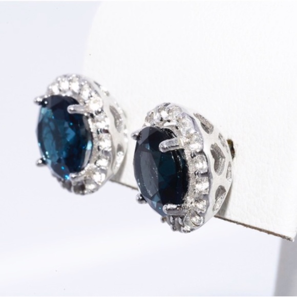 COPY - *New 4.0 Carat Real Blue Topaz S925 Stud Earrings - Picture 3 of 5